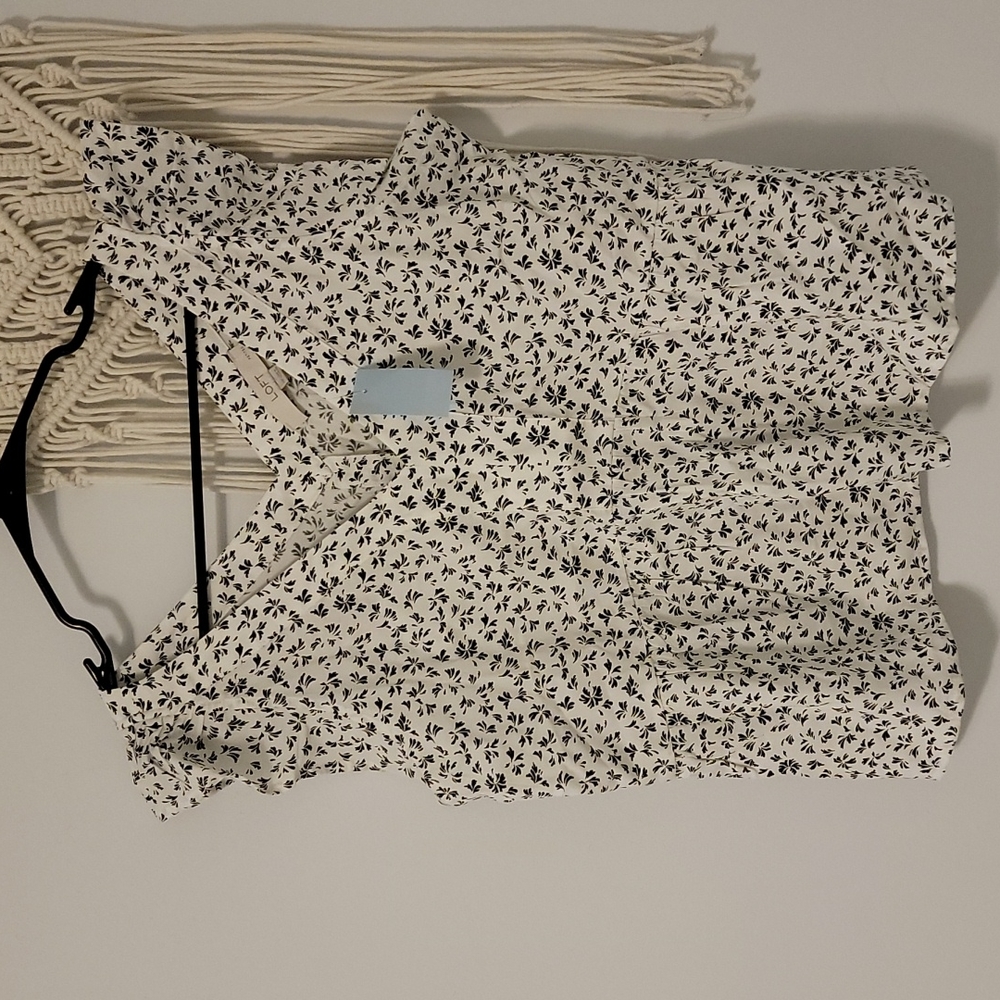 NWT LOFT Peplum Flutter Sleeve Top